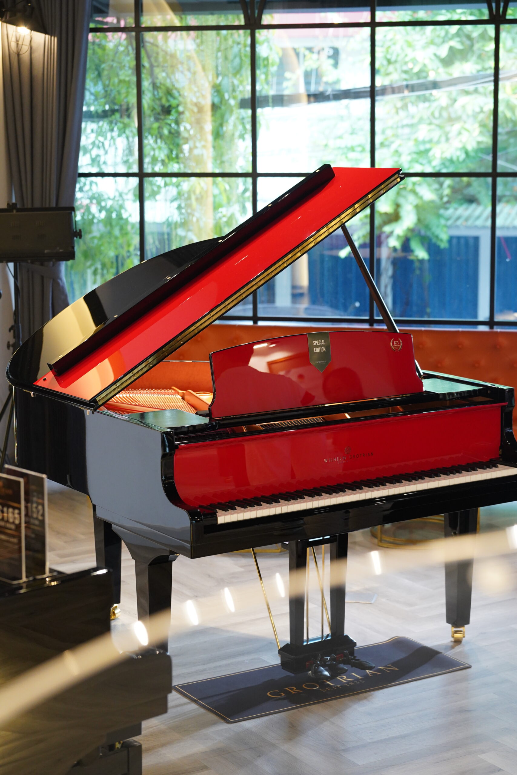 Wilhelm Grotrian WGS152BR